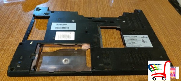 Fujitsu Lifebook E746 Donje Kuite -